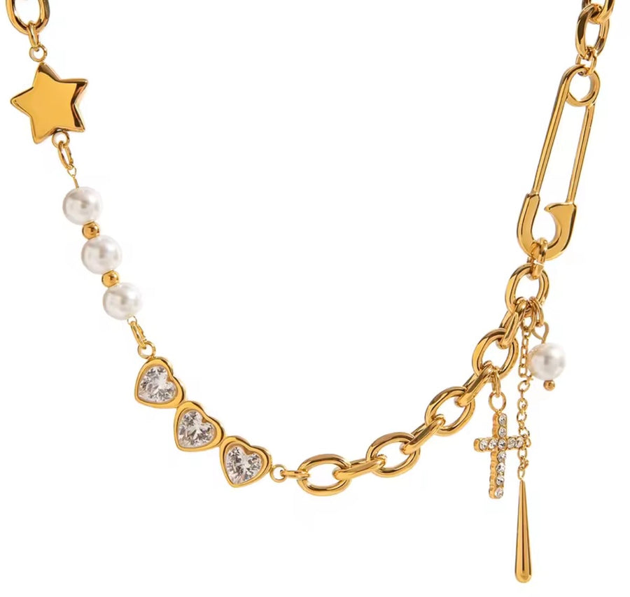 Colar Golden Charms