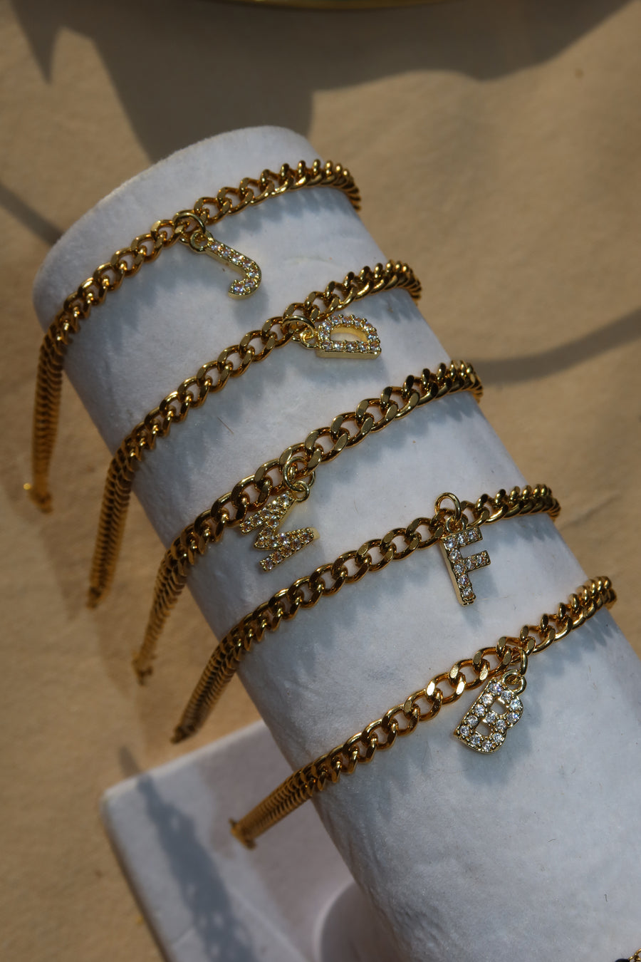 Pulseira Pé Initial Charm