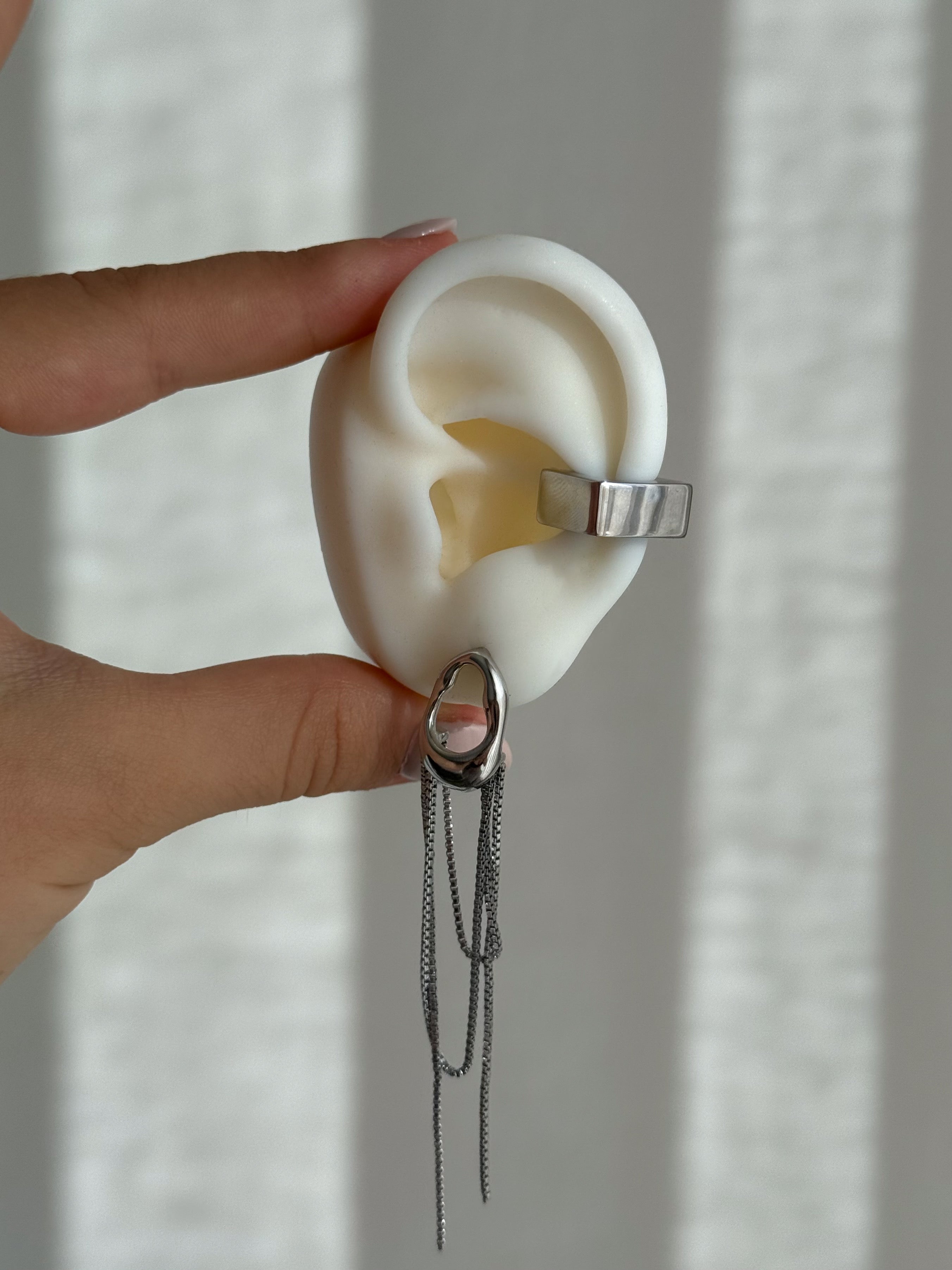 Ear cuff Uno